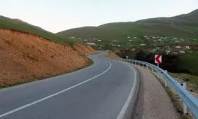 وضعیت نامطلوب یکی از زیباترین جاده های کشور