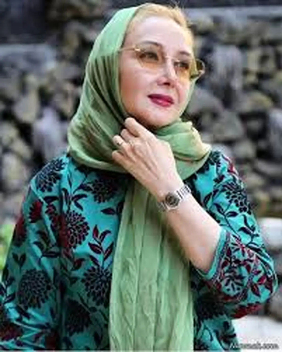 لباس پر زرق و برق «کتایون ریاحی» در یک مراسم!