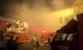 آوار شدن پاساژی پس از مهار آتش‌سوزی در خیابان امیرکبیر