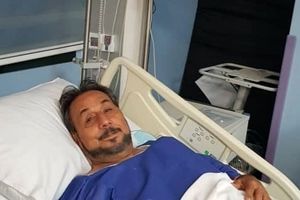 عمو قناد در بیمارستان بستری شد