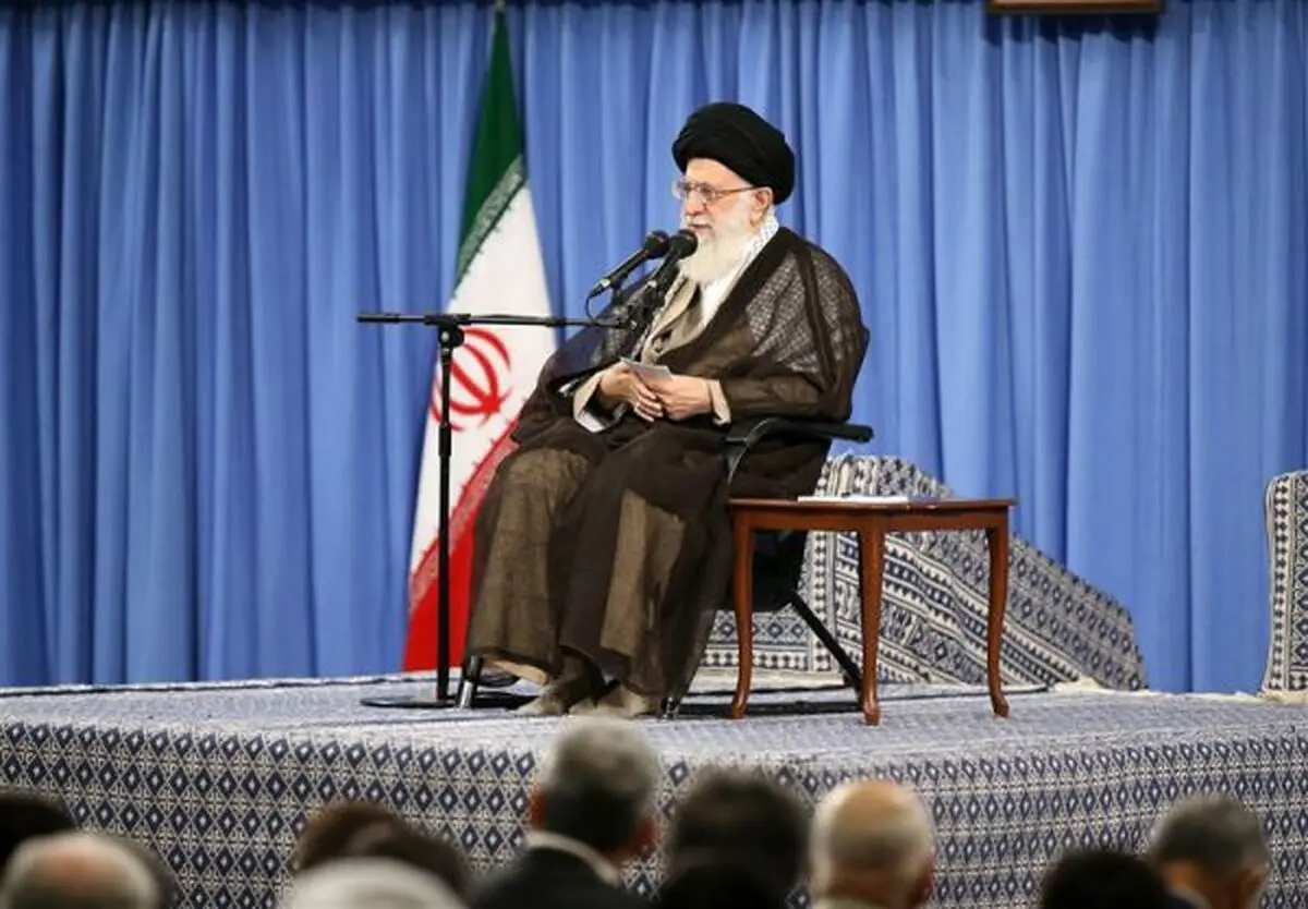 رهبر انقلاب: «اشرافی‌گری» بلای بزرگ کشور است/ مجلس باید مستقلاً درباره مبارزه با تروریسم یا مبارزه با پولشویی قانونگذاری کند