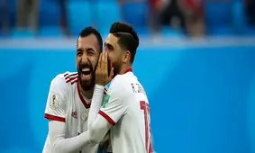 ورود روزبه چشمی به کازان با عصا +فیلم