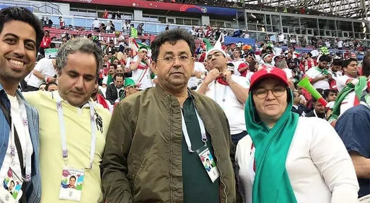 پدر و مادر سردار آزمون در استادیوم