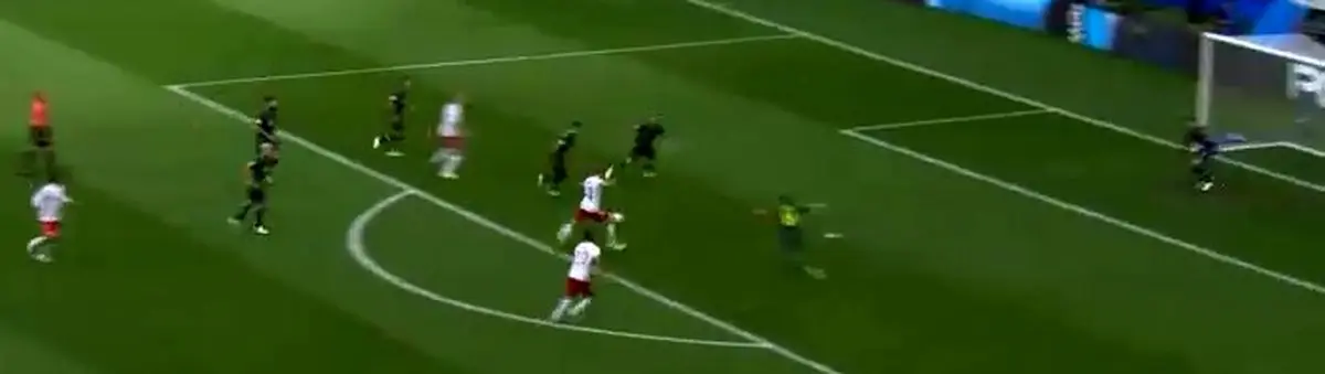 گل اول دانمارک به استرالیا