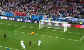 گل سوم کرواسی به آرژانتین توسط راکیتیچ (91)