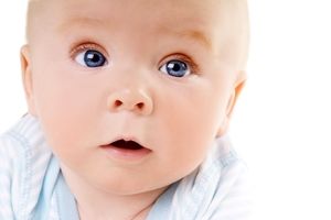 رنگ چشم نوزاد تا چند ماهگی تغییر میکند و ثابت می شود؟