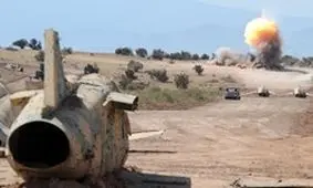 یک هواپیما نزدیک پایگاه نیروی هوایی آمریکا سقوط کرد/سرنوشت خلبان نامعلوم