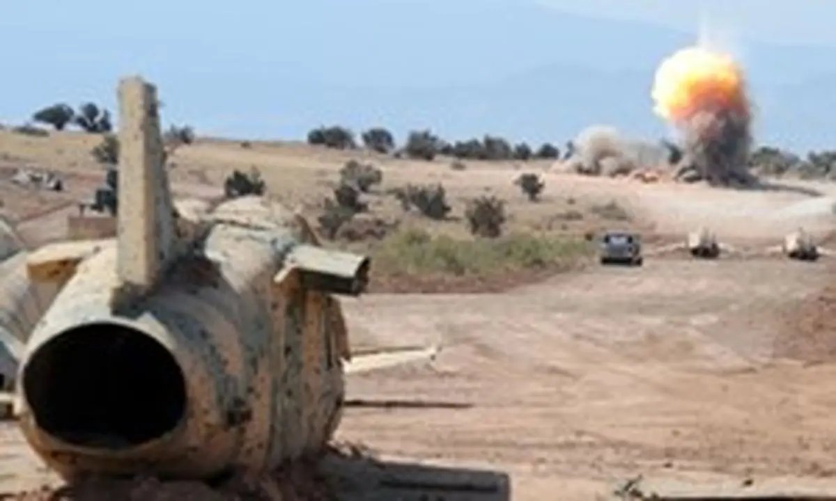 یک هواپیما نزدیک پایگاه نیروی هوایی آمریکا سقوط کرد/سرنوشت خلبان نامعلوم