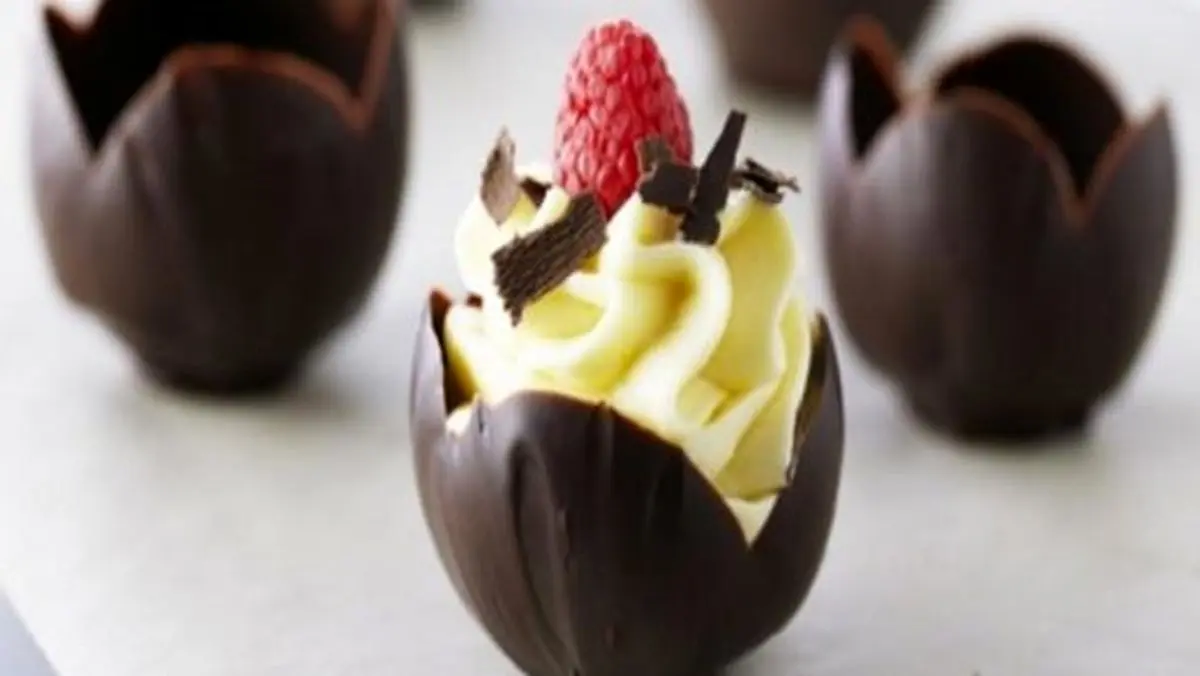 طرز تهیه کاسه شکلاتی