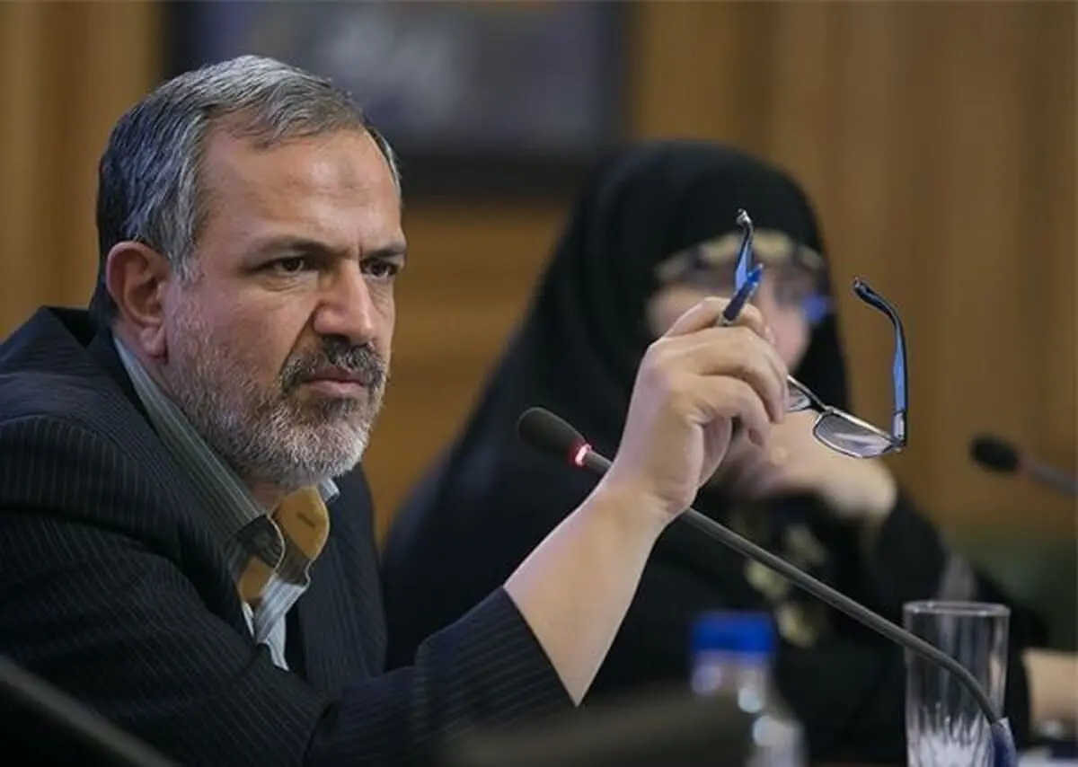 انتشار لیست وارد کنندگان موبایل با ارز دولتی، می‌تواند الگوی شفاف‌سازی برای مدیریت شهری باشد