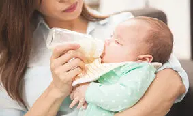  سکسکه نوزاد چه زمانی خطرناک است؟