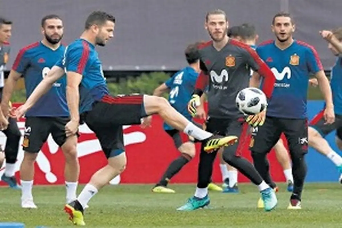 آمار اسپانیا برابر میزبان های مسابقات جام جهانی