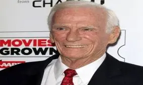 آخرین فضانوردی که به ماه رفت، درگذشت