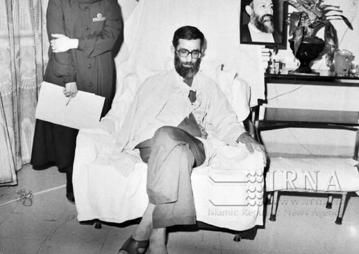 ششم تیر 1360؛ ترور حضرت آیت‌الله خامنه‌ای در مسجد ابوذر تهران