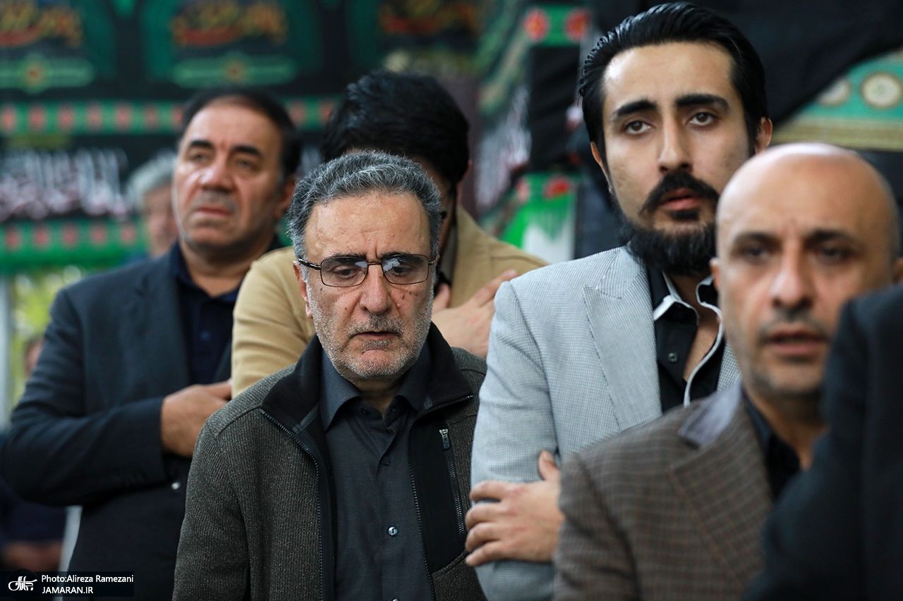 تصاویر: مراسم تشییع برادر سید مصطفی تاجزاده