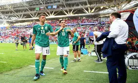 درگیری لفظی اوزیل با هواداران آلمان