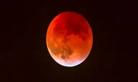 دو کشیش ماه گرفتگی ۲۷ جولای را نشانه پایان یافتن دنیا می دانند