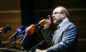 قالیباف:همه با هم جنگ اقتصادی دشمن را تبدیل به فرصت می کنیم