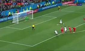 گل دوم کاستاریکا به سوئیس پنالتی (برایان رویز)