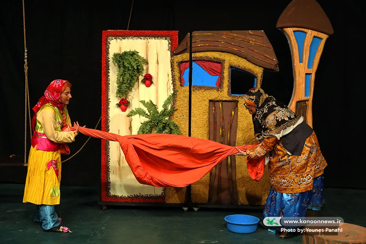 «گیسو طلا» ویژه هنرمندان به روی صحنه می رود