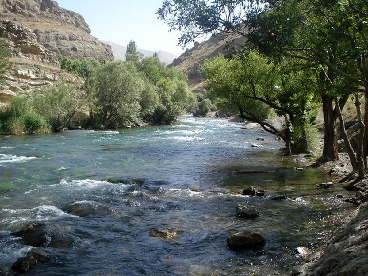 کاهش آب‌دهی رودخانه‌های لرستان به مرز هشدار رسید