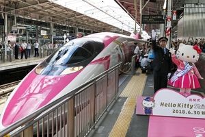 ابتکار جالب ژاپنی‌ها در خلق دخترانه‌ترین قطار دنیا