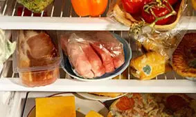 دور کردن کپک از یخچال