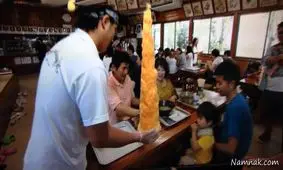 فروختن بستنی یخی نیم متری در ژاپن