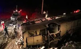 واژگونی اتوبوس در سبزوار با ۴۰ سرنشین/ ۲۹ کشته و مصدوم تا کنون