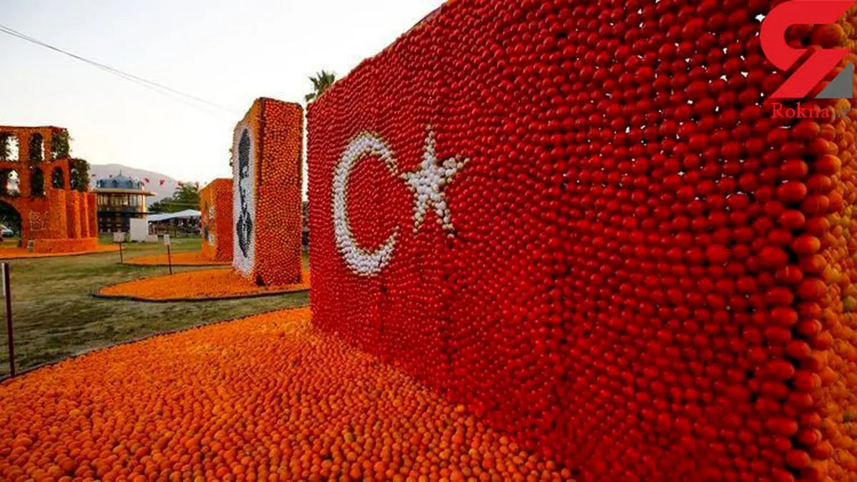 ساخت مجسمه های پرتقالی با 50 تن لیمو و پرتقال