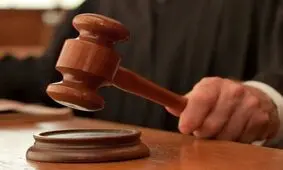 اقدام زشت با زن شیرازی توسط گوزن 2 شاخ داخل پراید