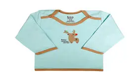 در تابستان داغ چه لباسی بر تن نوزاد کنیم؟