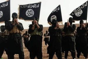 روزنامه نگار انگلیسی: داعش مجددا در حال قدرت گرفتن است/ آیا امپراطوری سیاه تکفیری‌ها باز می‌گردد؟