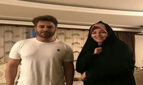 محمدرضا گلزار در منزل نوه امام خمینی! + عکس