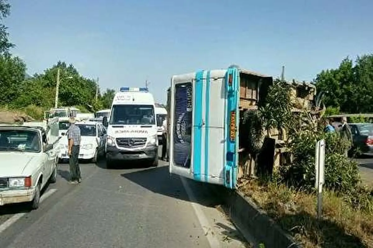 جزئیات بیشتر از واژگونی مینی‌بوس در گنبدکاووس/ فوت یک دختر 15ساله
