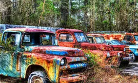 قبرستانی عجیب بدون جسد انسان