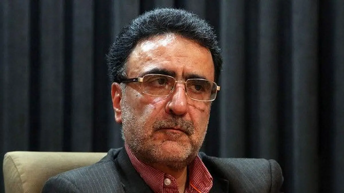 انتقاد مصطفی تاجزاد از صدا و‌سیما به دلیل پخش اعترافات چند دختر رقصنده