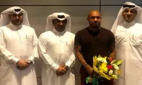 دی‌یونگ لباس الاهلی را به تن کرد