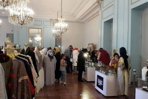 برگزاری شوی لباس در کاخ نیاوران و حاشیه‌های آن!