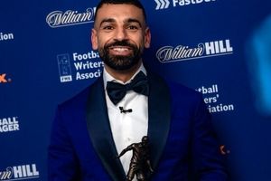 محمد صلاح بهترین بازیکن فصل لیگ جزیره شد