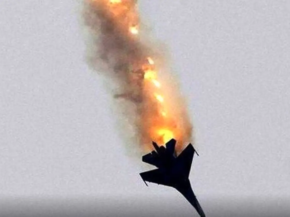 واکنش جالب راننده ضایعاتی: جنگنده‌های اسقاطی آمریکا-صهیونی را خریدارم | فیلم