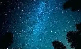 حرکت زیبای ستارگان در آسمان؛ رقص نورهای شبانه در دل کهکشان/ ویدئو