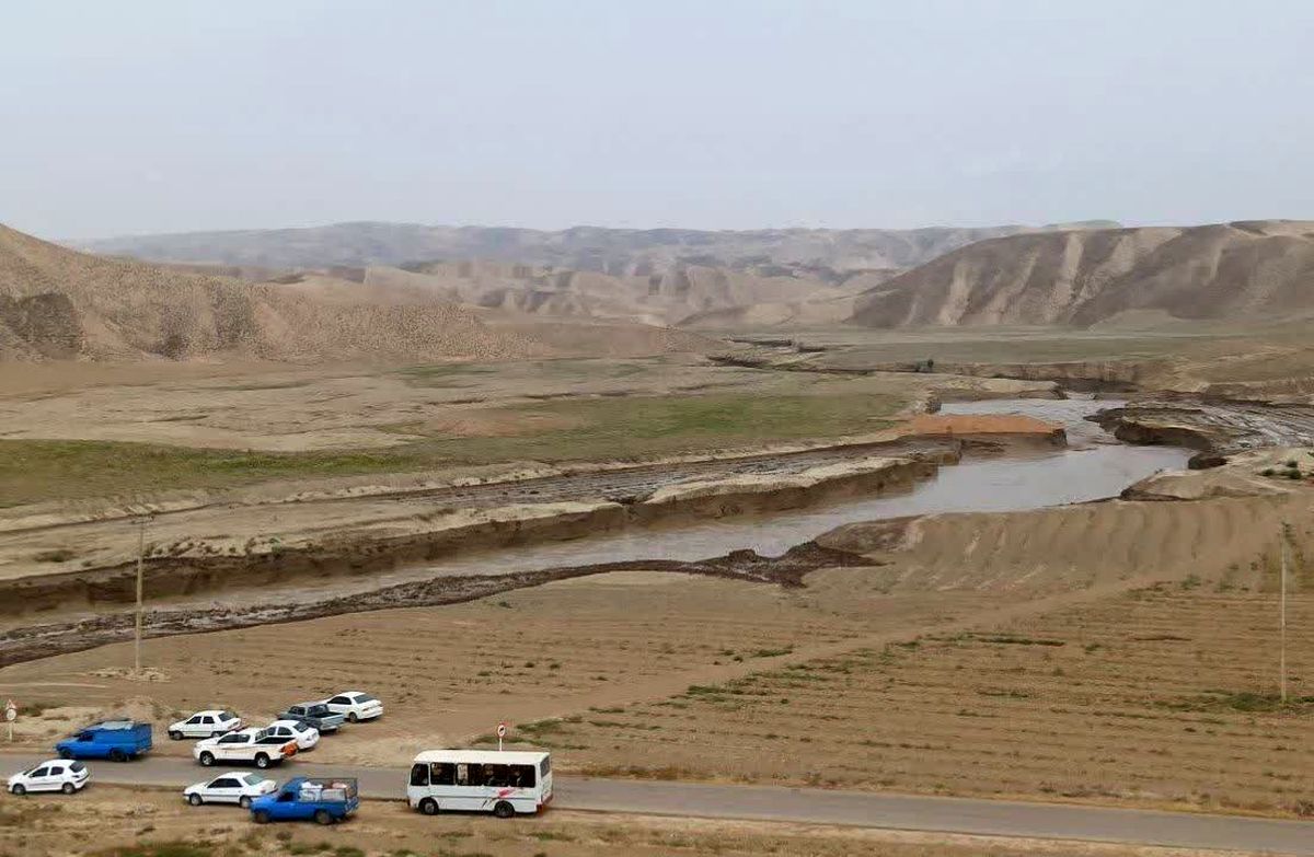 باران رگباری راه پنج روستای کلاله استان گلستان را مسدود کرد/ ویدئو
