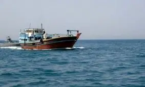 توقیف ۲ شناور سوختی در آب های بندرعباس