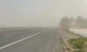 طوفان در یزد/ برخی راه‌ها مسدود شد