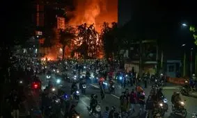 ادامه ناآرامی‌های در اندونزی و استقرار ارتش در پایتخت این کشور

