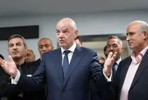 رئیس فیفا چرخشی می‌شود
