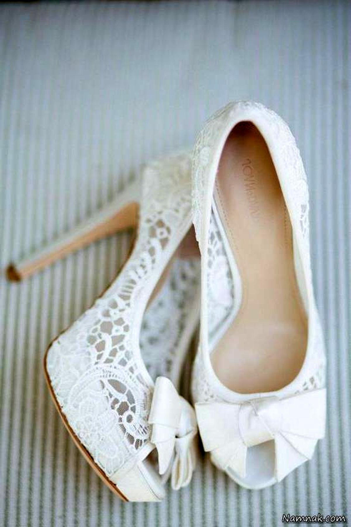 مدل های پرنسسی کفش سفید عروس گیپوری و پاپیونی