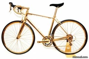 دوچرخه شگفت انگیز و گرانقیمت با طلای 24 عیار