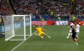 گل دوم کرواسی به انگلیس توسط مانژوکیچ